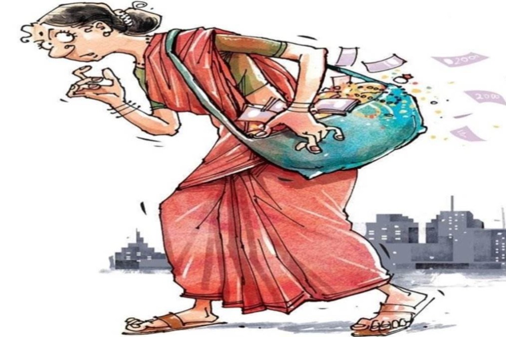 सोलापूर: मोलकरीणने मालकाच्या कपाटातून चोरले ९ लाख